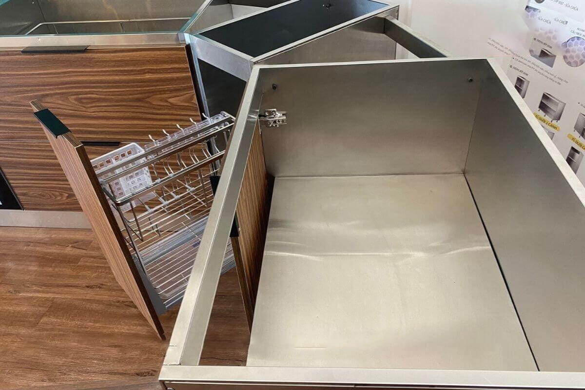 Tủ bếp inox canh min