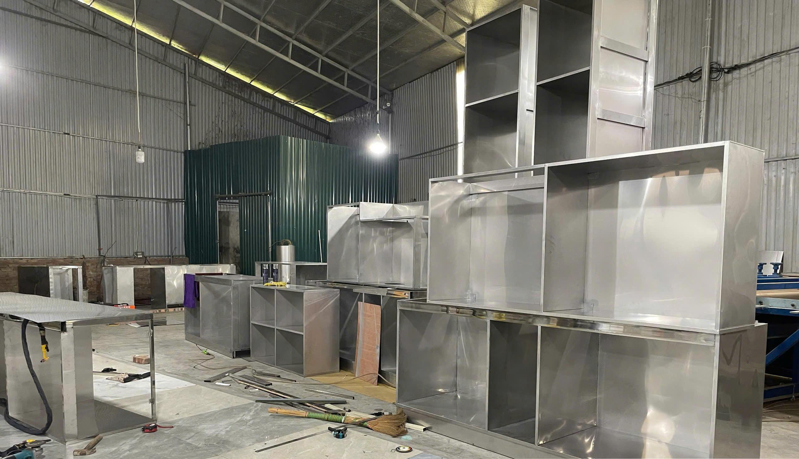 Xưởng sản xuất tủ bếp inox