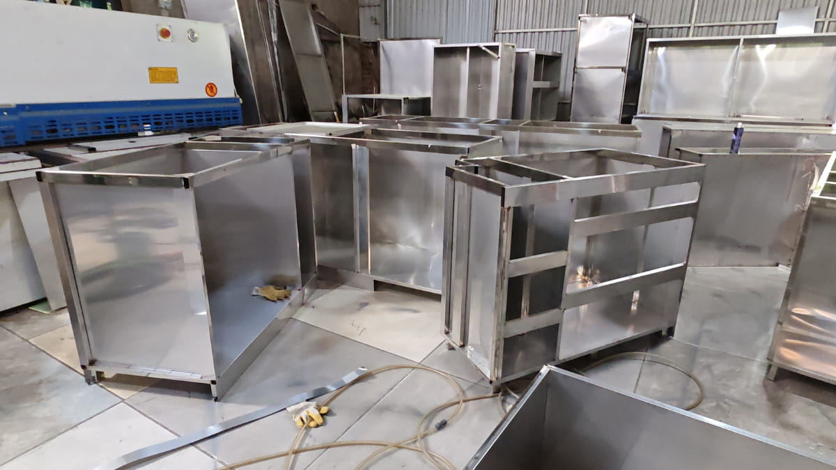 Xưởng sản xuất tủ bếp inox